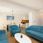 Blue Horizon Villa