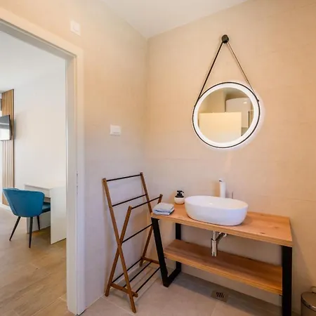 House Zvonimir Janjina