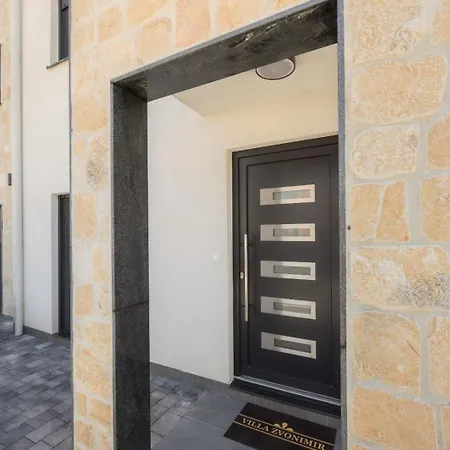 House Zvonimir Vikendica Janjina