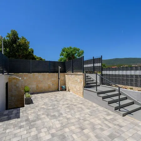 House Zvonimir Vikendica Janjina