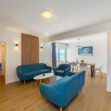 House Zvonimir Ferienhaus *