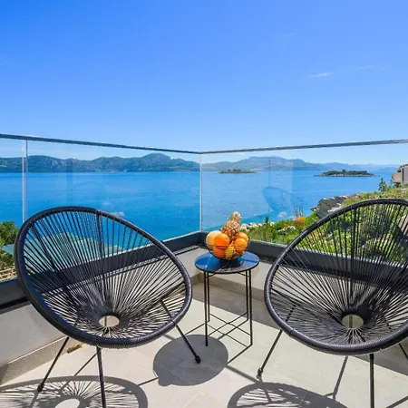 House Zvonimir * Janjina