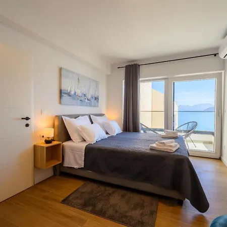 Blue Horizon Villa